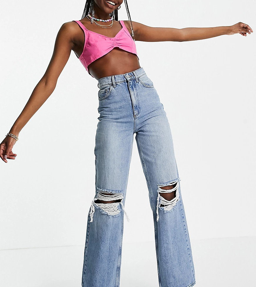 ASOS DESIGN Tall – Lockere Dad-Jeans mit hohem Bund und Rissen in heller Wa günstig online kaufen