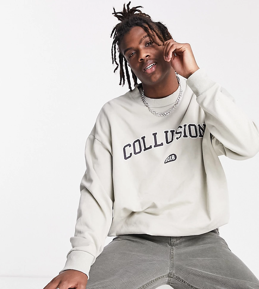 COLLUSION – Sweatshirt in Stein mit College-Print-Neutral günstig online kaufen