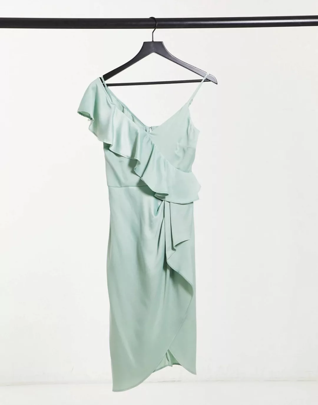 Lipsy – Schulterfreies Kleid in Grün mit Rüschenbesatz günstig online kaufen