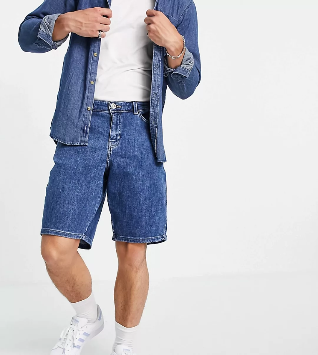 New Look – Jeansshorts mit lockerem Schnitt in Blau günstig online kaufen